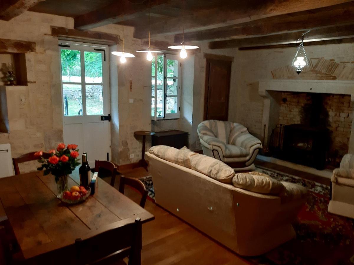 Wisteria Cottage Les Adjots Luaran gambar